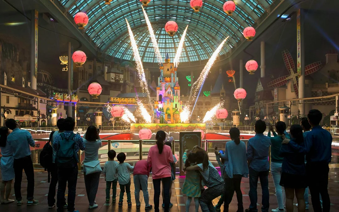 Lotte World Theme Park Tickets Image 4