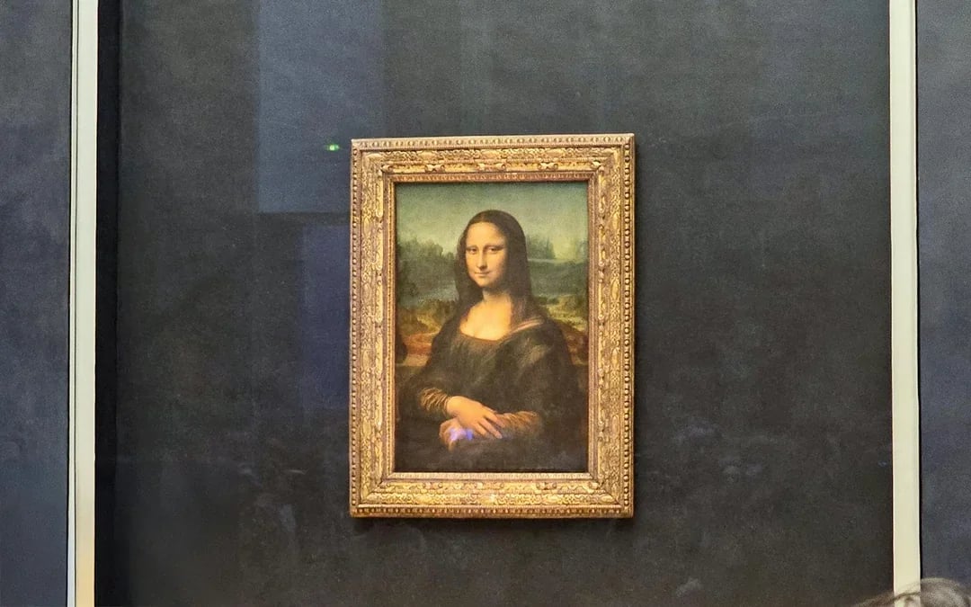 Louvre Museum Hosted Entry with Mona Lisa Tour Image 4