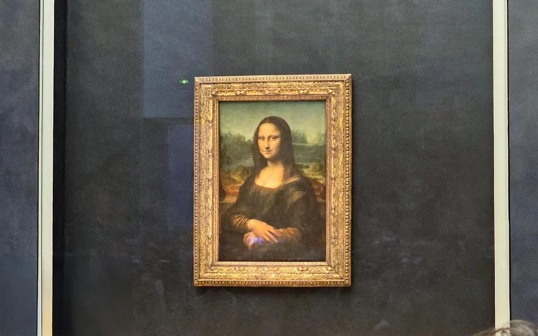Louvre Museum Hosted Entry with Mona Lisa Tour Image 4