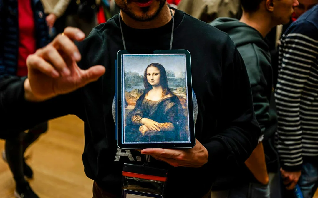 Louvre Museum + Orsay Museum Semi-Private Guided Tour Image 2