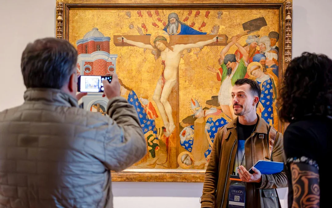 Louvre Museum + Orsay Museum Semi-Private Guided Tour Image 12