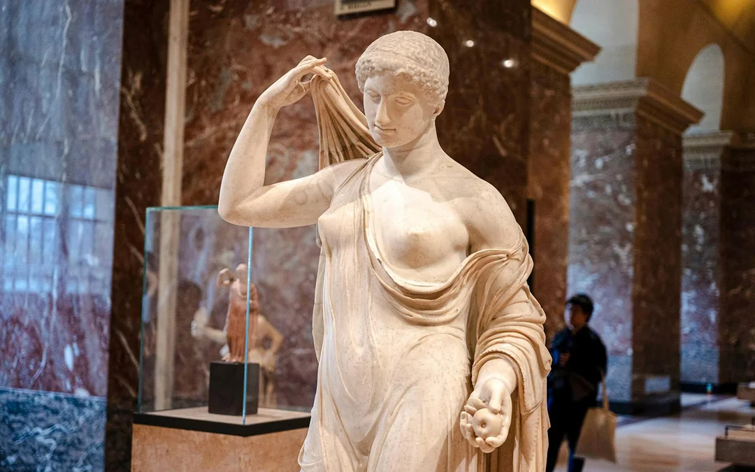 Louvre Museum + Orsay Museum Semi-Private Guided Tour Image 3