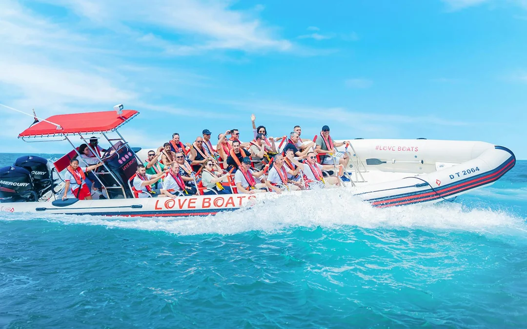 Love Boats Palm Jumeirah 60/75/90 Minutes Tour Image 2