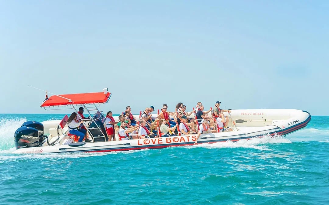 Love Boats Palm Jumeirah 60/75/90 Minutes Tour Image 6