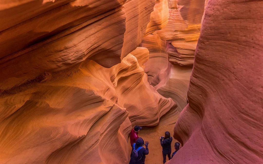 Lower Antelope Canyon Tour with Navajo Guide Image 3
