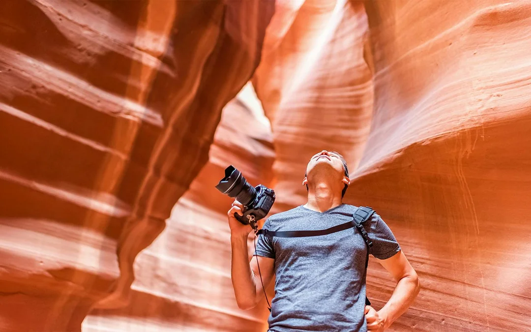 Lower Antelope Canyon Tour with Navajo Guide Image 4