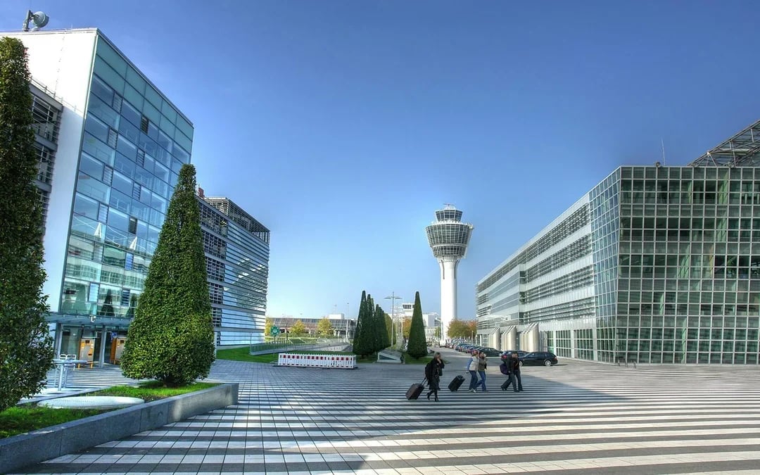 Lufthansa Express Bus One-Way Tickets: Munich Airport to/from Munich City Image 6