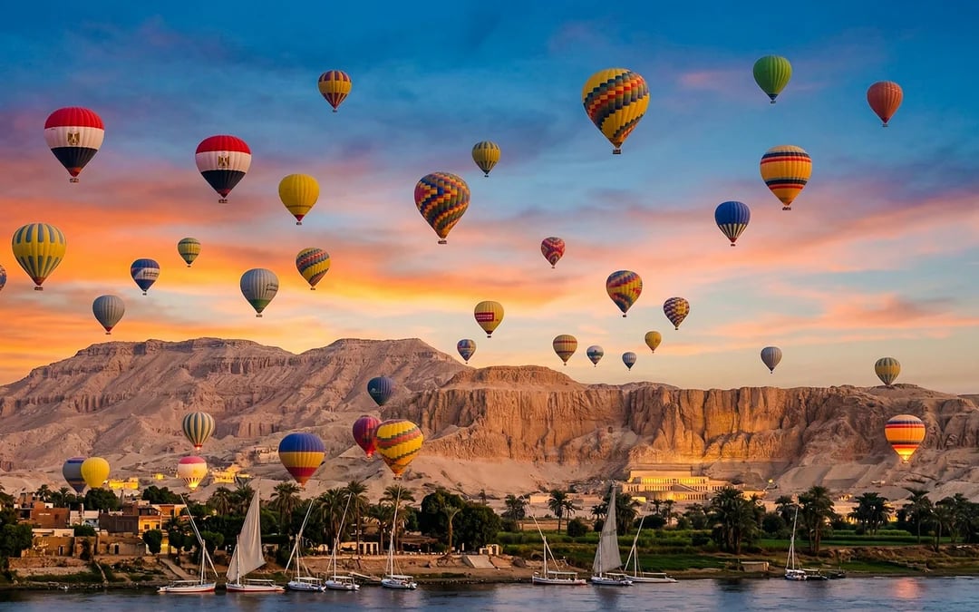 Luxor Sunrise Hot Air Balloon Flight with Round-Trip Transfers Image 4