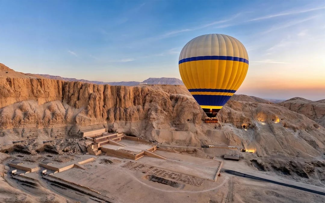 Luxor Sunrise Hot Air Balloon Flight Image 2