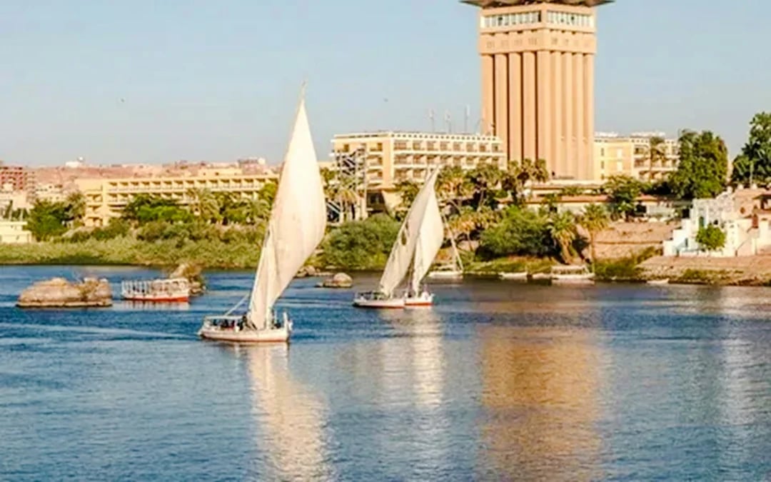 Luxor Sunset Felucca Ride on the Nile with Private Hotel Transfers Image 3