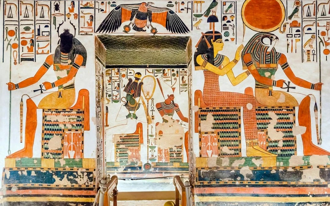 Luxor West Bank Private Tour: Valley of the Kings, Valley of the Queens & Hatshepsut Temple Image 6