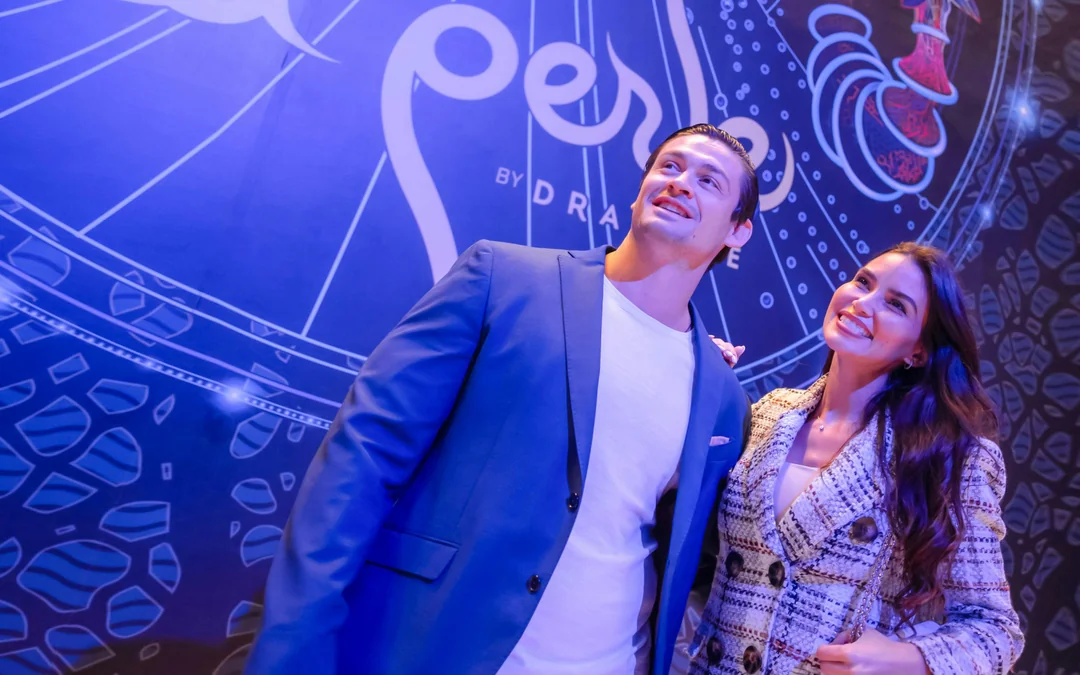 Luxury Dubai Canal Dinner Cruise with La Perle Show Gold Pass Image 4