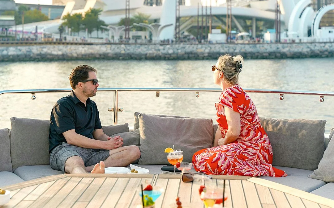 Luxury Superyacht Experience: VIP Dining, Premium Drinks, & Live Music Image 12