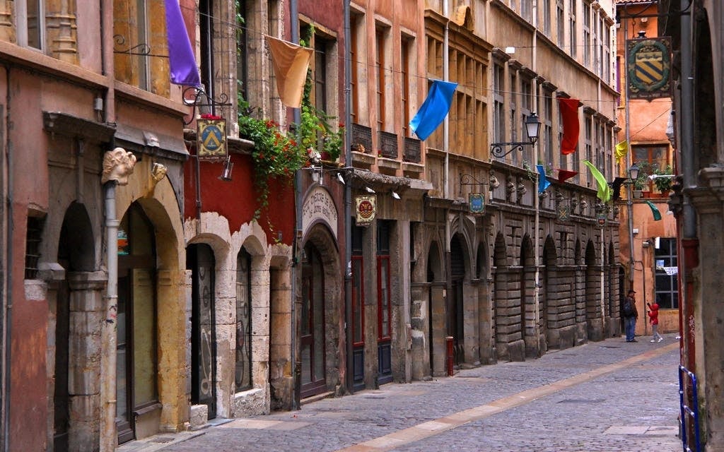 Lyon Old Town: Self-Guided City Exploration Game Image 6