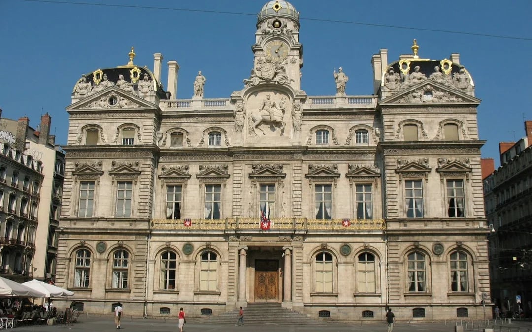 Lyon Old Town: Self-Guided City Exploration Game Image 8