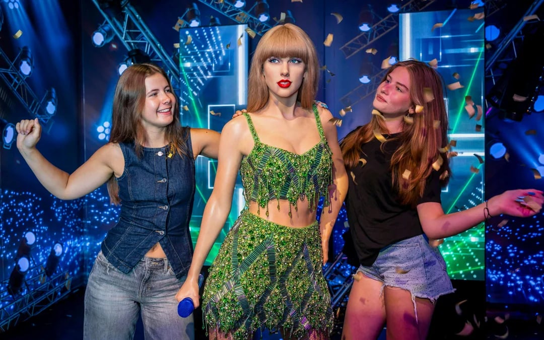 Madame Tussauds Budapest Entry Tickets with POP&ROLL Access Image 4