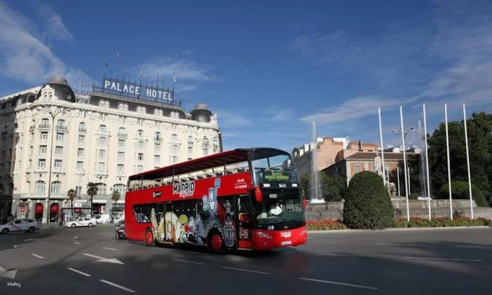 Madrid city tour hop-on hop-off bus tickets: one day and two days