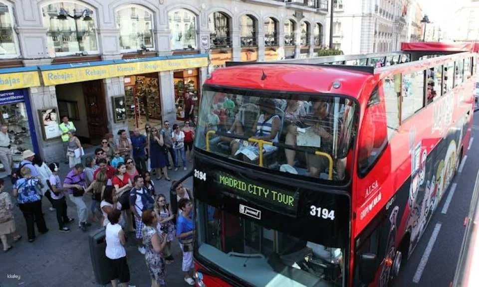 Madrid city tour hop-on hop-off bus tickets: one day and two days