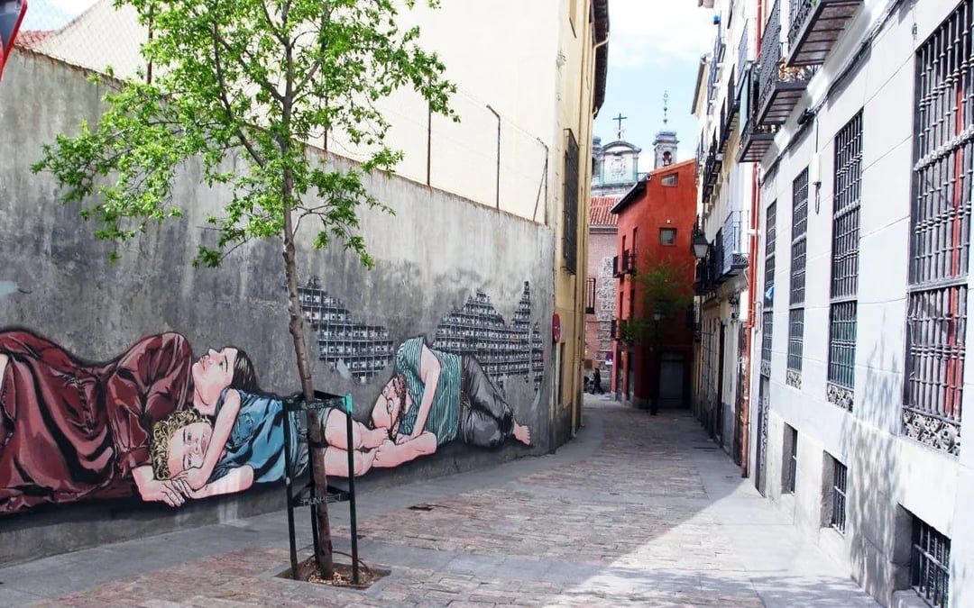 Madrid's Latin Quarter: Self-Guided City Exploration Game Image 4