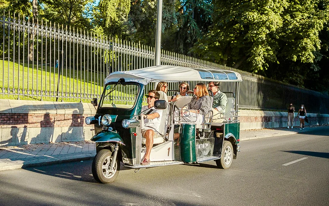 Madrid Tuk Tuk City Tour Image 1