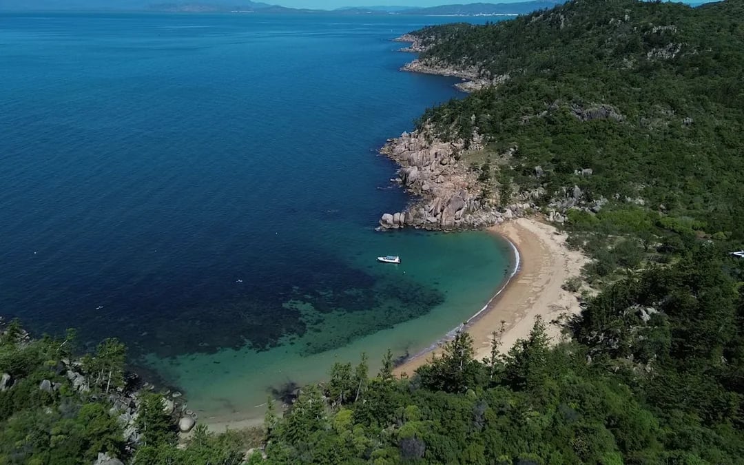 Magnetic Island Adventurer Tour Image 7