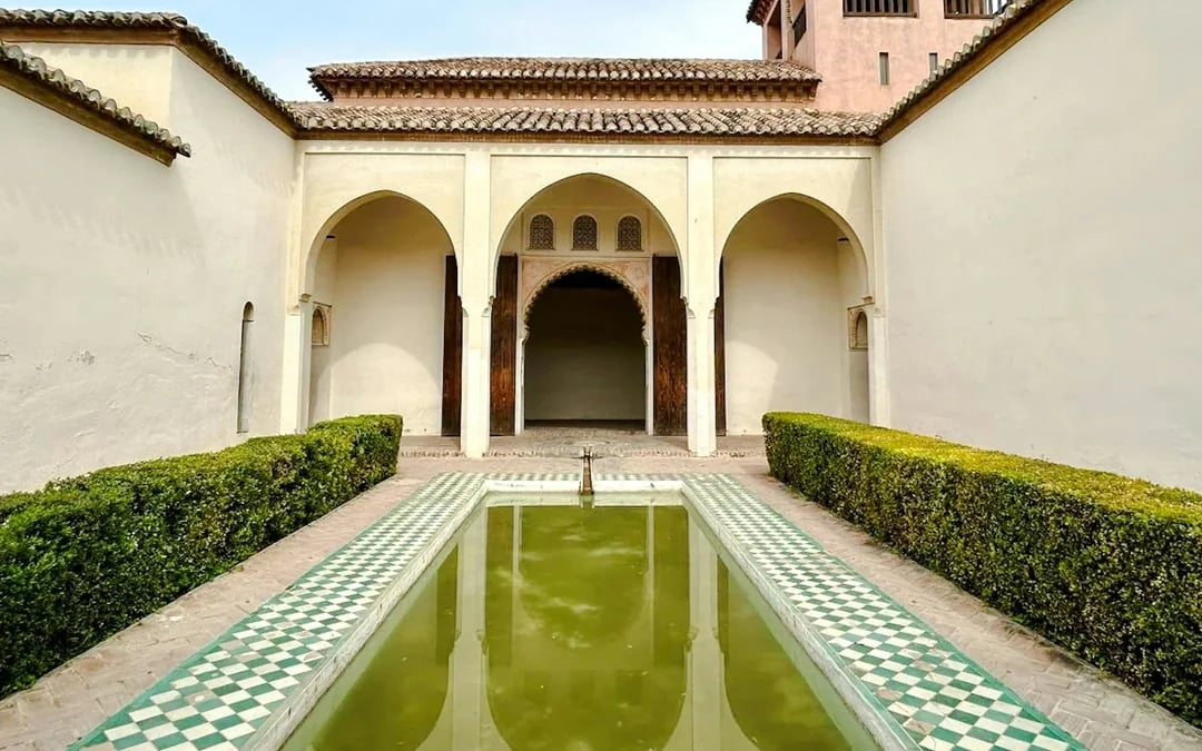Malaga Alcazaba and Roman Theatre Guided Tour with Alcazaba Entry Ticket Image 9