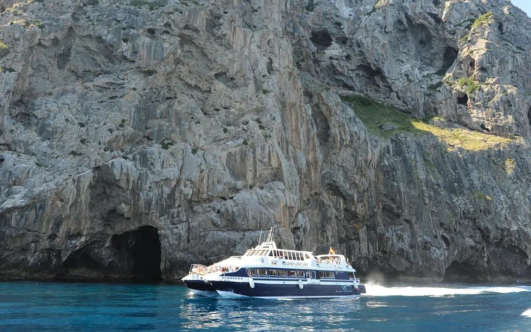 Mallorca Sightseeing Tour : Boat + Vintage Train Image 10