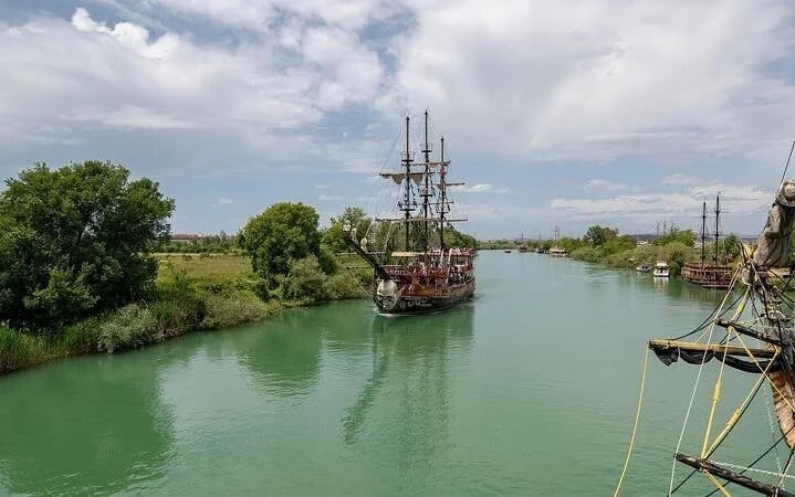 Manavgat River Cruise, Waterfalls and Bazaar Tour from Antalya Image 9