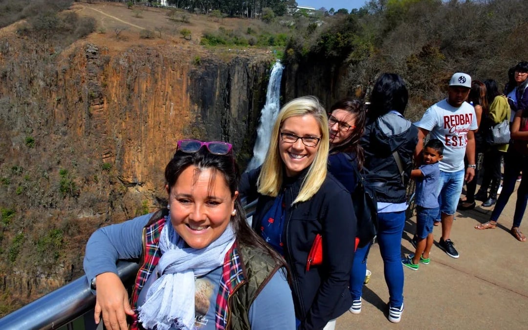 Mandela Capture Site and PheZulu Cultural Village Guided Tour with Wildlife Experiences and Hotel Transfers Image 8