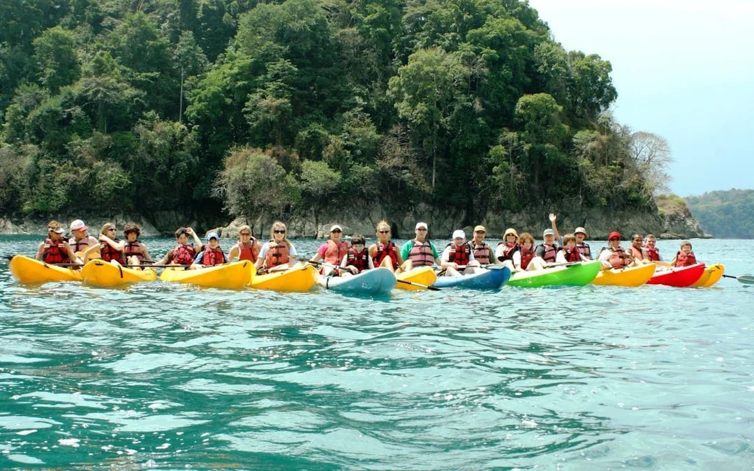 Manuel Antonio Ocean Kayaking and Snorkeling Tour with Hotel Transfers, Lunch or Dinner, and Bilingual Guide Image 3