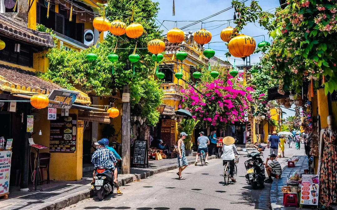 Marble Mountains & Hoi An City Tour with Transfers Image 3