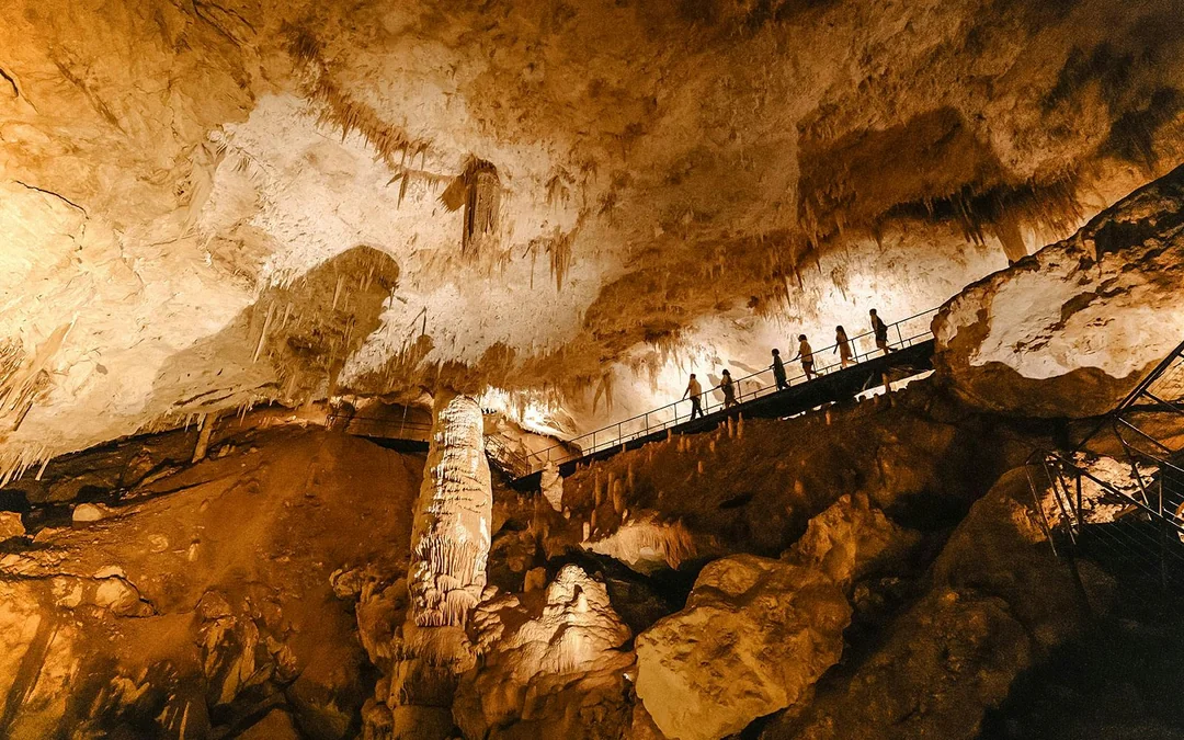 Margaret River: Jewel Cave Guided Tour Image 3