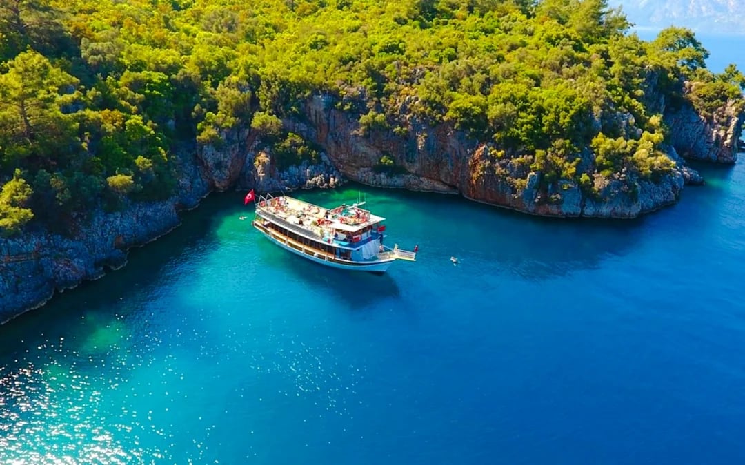 Marmaris Coast Boat Trip with Swim Stops, Unlimited Drinks and BBQ Lunch Image 6
