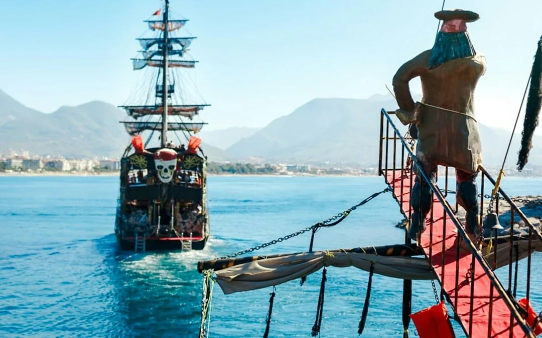 Marmaris Pirate Boat Trip with Lunch, Local Alcoholic Drinks and Hotel Transfers Image 3