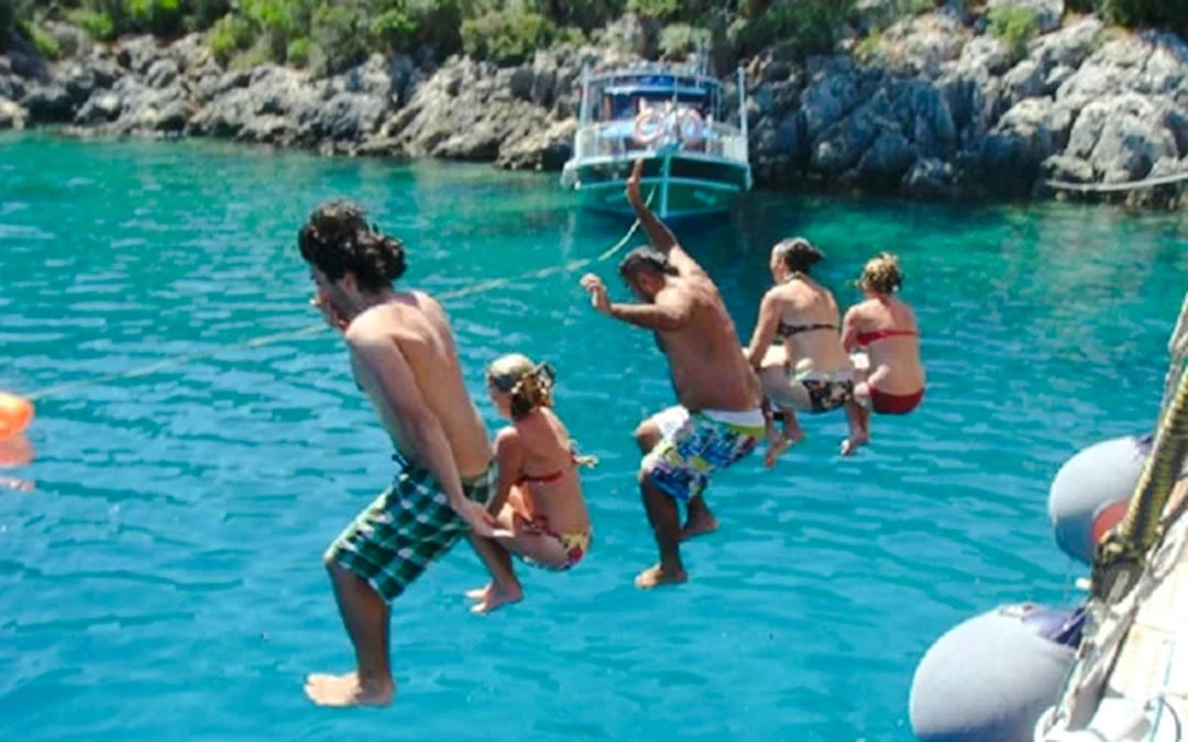 Marmaris Pirate Boat Trip with Lunch, Local Alcoholic Drinks and Hotel Transfers Image 5