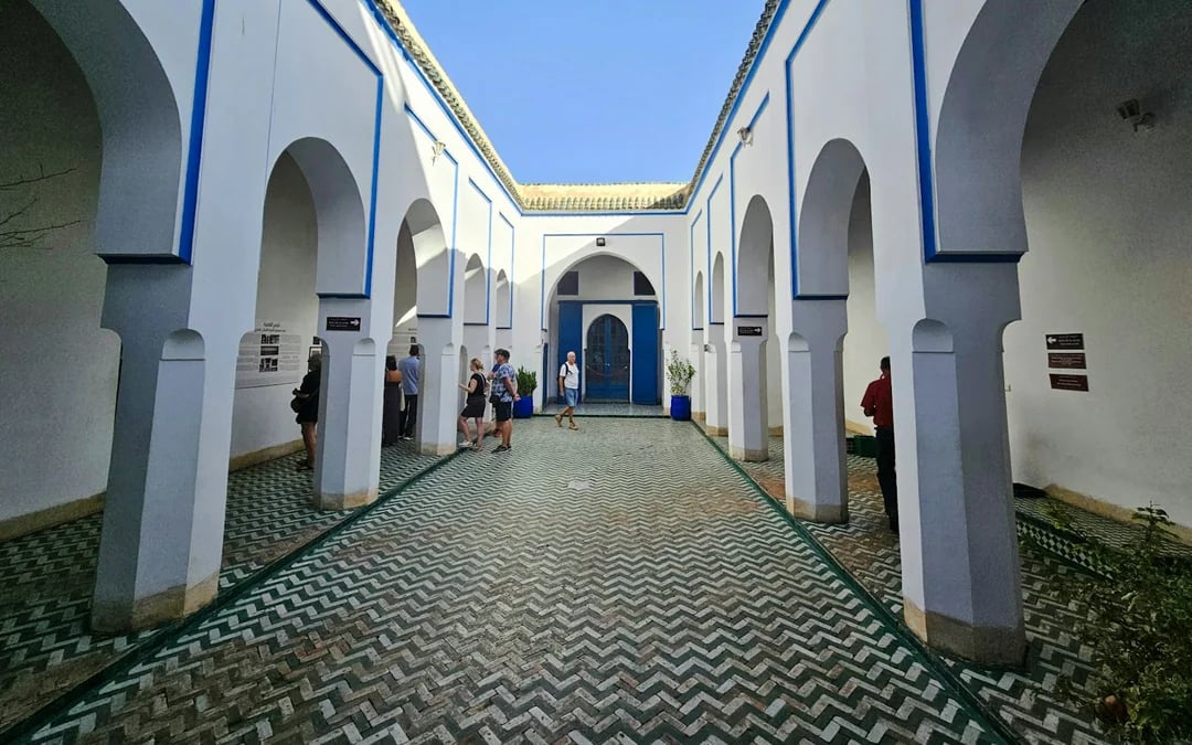 Marrakech Guided Walking Tour: Saadian Tombs, Bahia Palace and Medina Souks Image 3