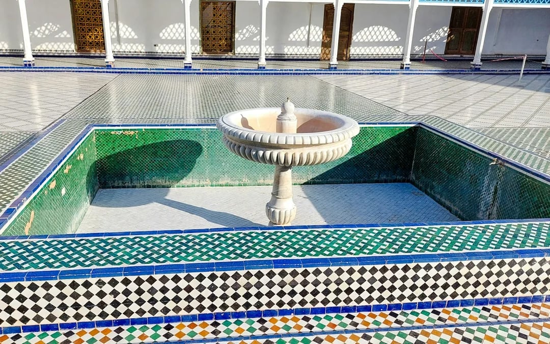 Marrakech Guided Walking Tour: Saadian Tombs, Bahia Palace and Medina Souks Image 5