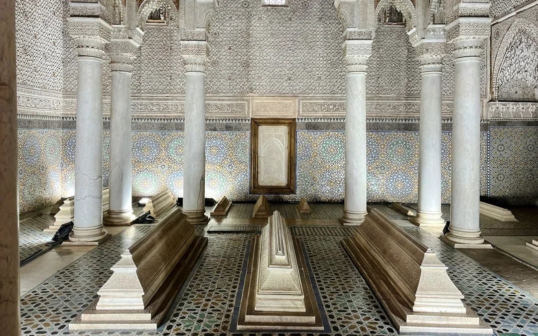 Marrakech Guided Walking Tour: Saadian Tombs, Bahia Palace and Medina Souks Image 8