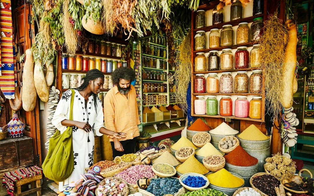 Marrakech Guided Walking Tour: Saadian Tombs, Bahia Palace and Medina Souks Image 10
