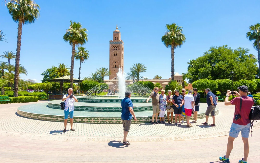 Marrakech Highlights: Bahia Palace, Saadian Tombs, Souks and Medina Guided Tour Image 4