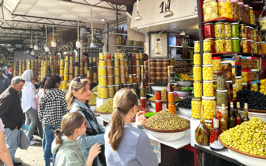 Marrakech Highlights: Bahia Palace, Saadian Tombs, Souks and Medina Guided Tour Image 5