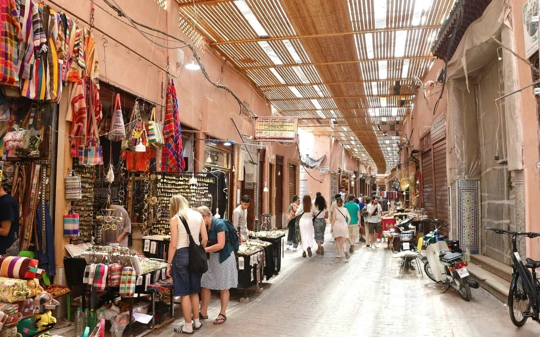 Marrakech Highlights: Bahia Palace, Saadian Tombs, Souks and Medina Guided Tour Image 10