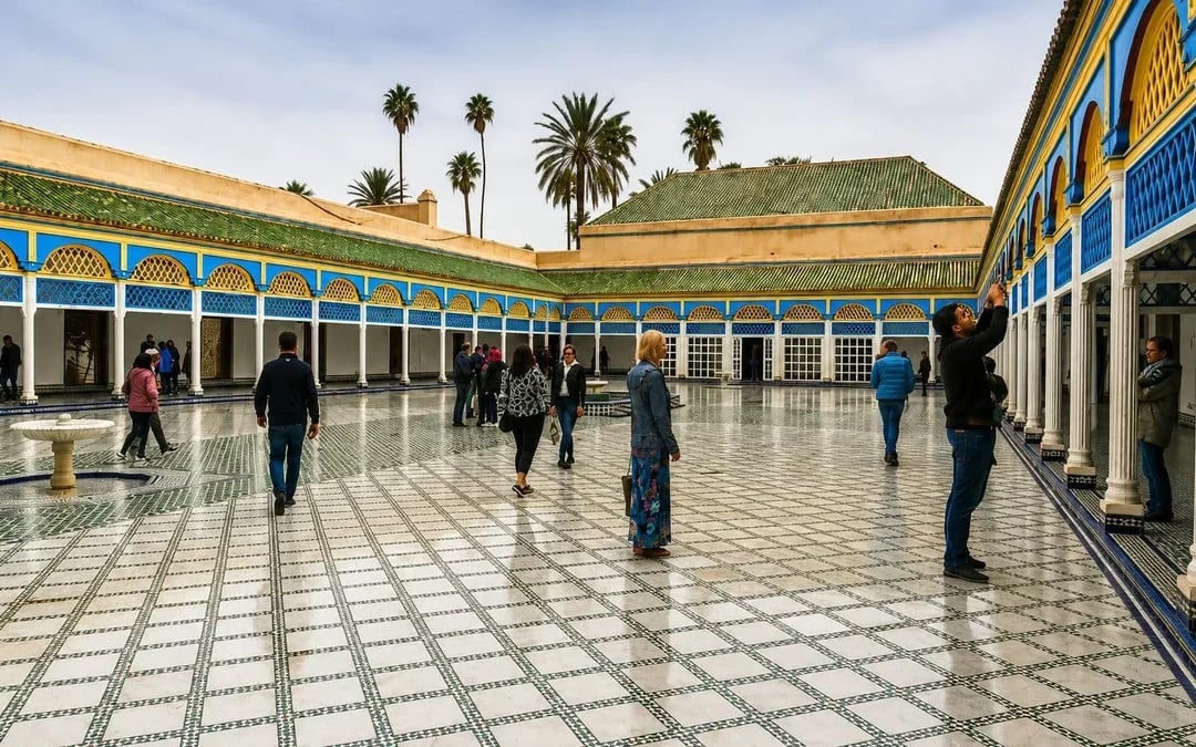 Marrakech: Private Guided Walking Tour of Medina, Bahia Palace & Ben Youssef Image 4