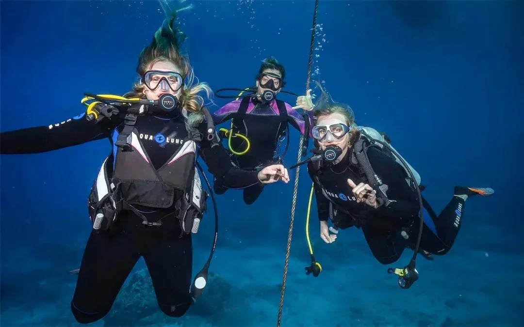 Maui Scuba Diving Lessons for Beginners Image 1