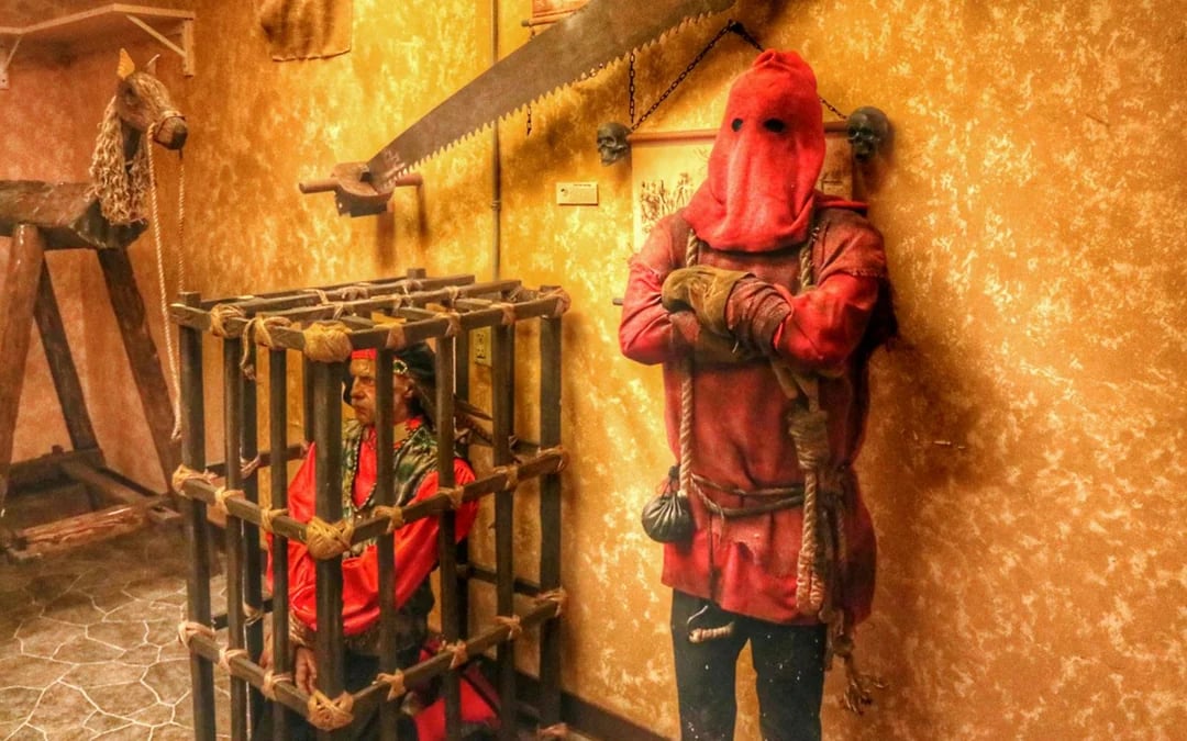 Medieval Torture Museum + Tiny Art Museum Tickets Image 7