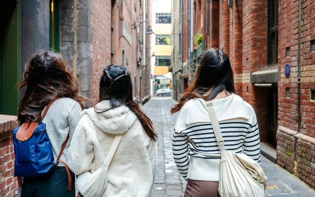 Melbourne Evening Laneways Walking Tour with Tapas and Drinks Image 4