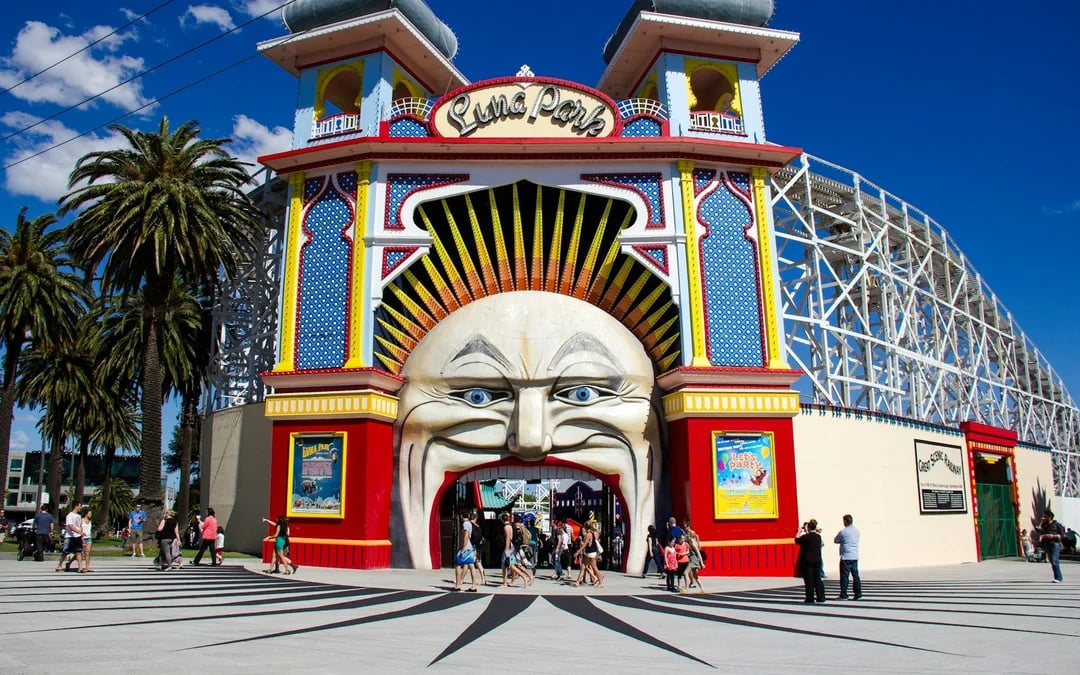 Melbourne Walking Tour with Tram Ride: Fitzroy, Laneways, Chinatown and St Kilda Image 3