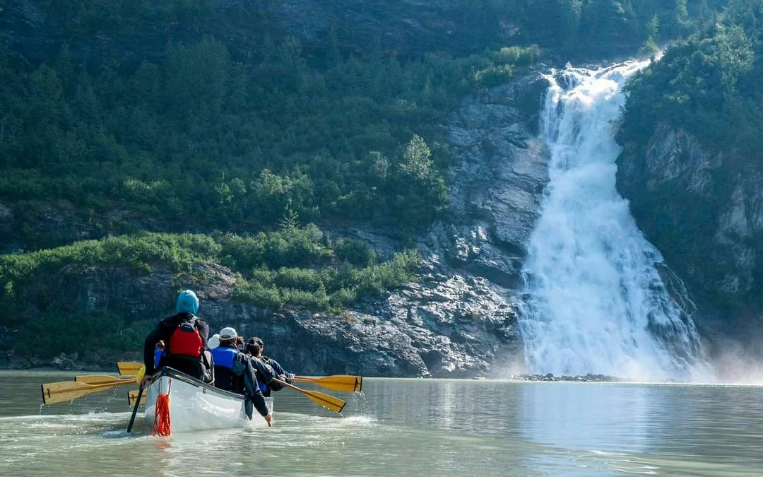 Mendenhall Glacier Canoe Paddle & Guided Hike Image 2