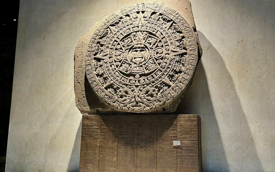 Mexico City: Chapultepec Castle + Museum of Anthropology Small Group Guided Tour Image 9