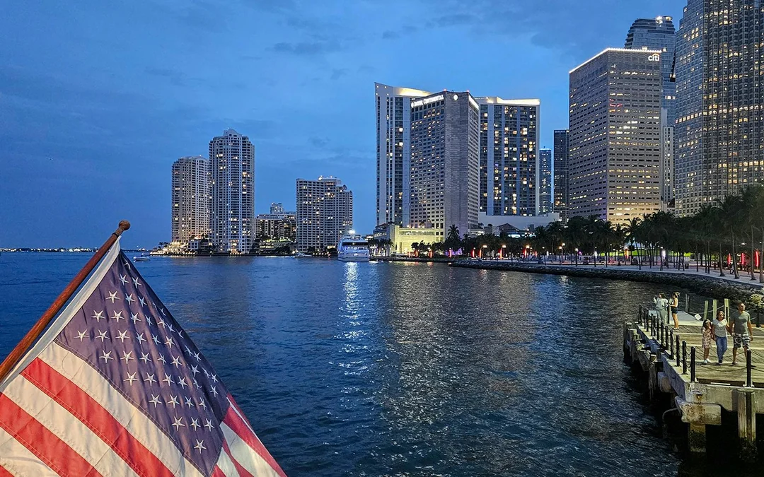 Miami Beach Sunset Cruise Image 9